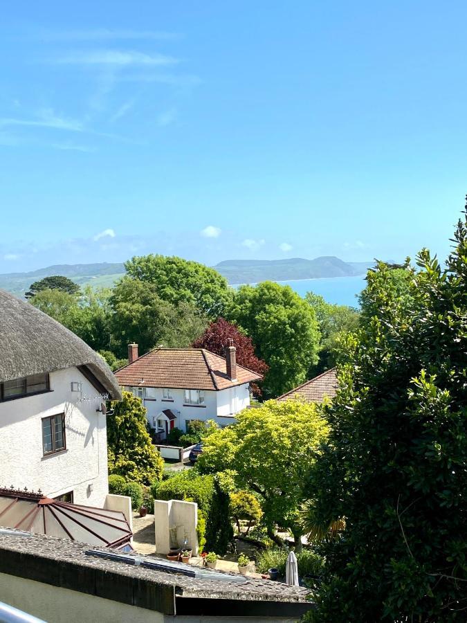 One Of The Best Properties In Lyme! Breathtaking Views Across The Whole Bay. 3 Stories With 2 Tier Veranda Around The Property. Sleeps 6 ليم ريجيس المظهر الخارجي الصورة